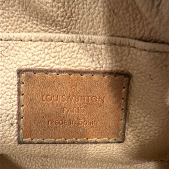 Louis Vuitton Brown and Gold Monogram Pouch - Picture 6 of 6